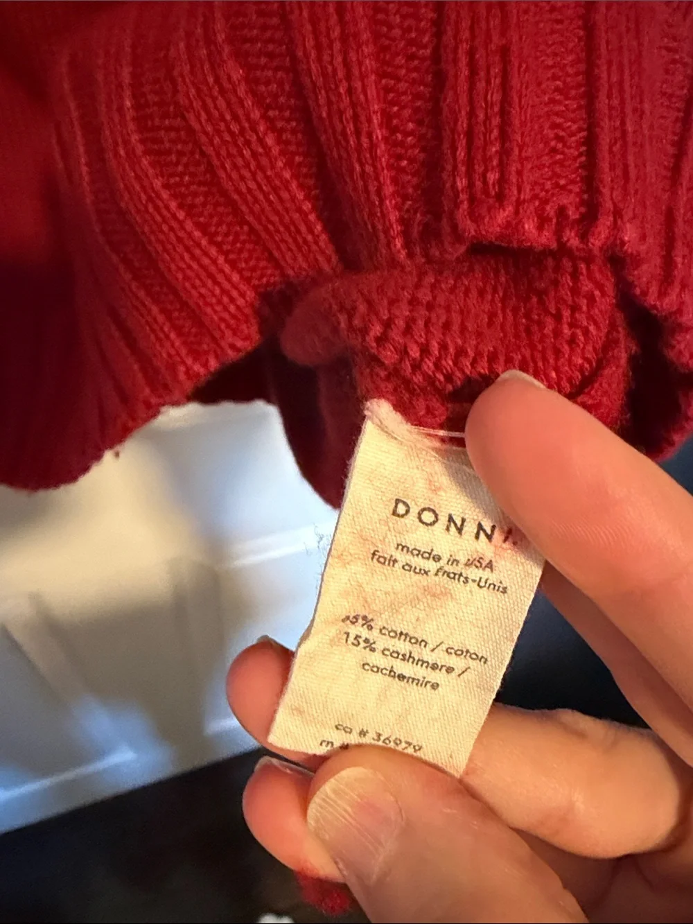 DONNI Cotton Cashmere V-Neck Sweater Rouge Red Size Large